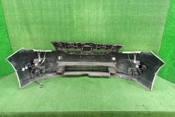 БАМПЕР НА TOYOTA PRIUS ZVW30