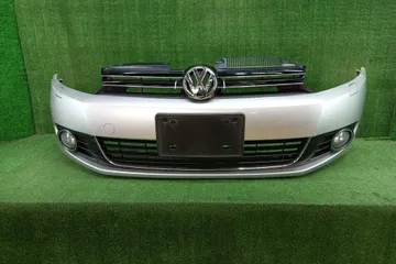 БАМПЕР НА VOLKSWAGEN GOLF 5K1