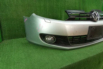 БАМПЕР НА VOLKSWAGEN GOLF 5K1