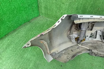 БАМПЕР НА VOLKSWAGEN GOLF 5K1