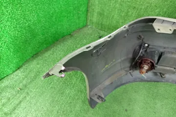 БАМПЕР НА TOYOTA AVENSIS AZT251