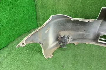 БАМПЕР НА TOYOTA COROLLA  AXIO NZE141
