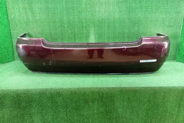 БАМПЕР НА TOYOTA COROLLA NZE121