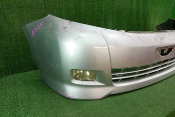 БАМПЕР НА TOYOTA ISIS ZNM10G
