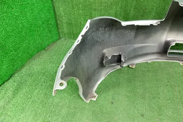 БАМПЕР НА TOYOTA COROLLA  AXIO NZE141