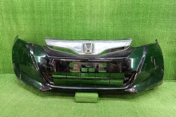 БАМПЕР НА HONDA FIT GP1