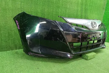 БАМПЕР НА HONDA FIT GP1