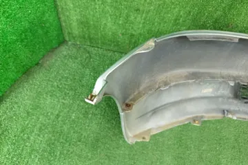 БАМПЕР НА TOYOTA VITZ SCP10