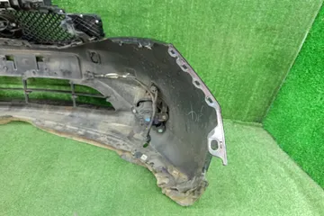 БАМПЕР НА NISSAN NOTE E12