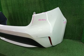 БАМПЕР НА TOYOTA COROLLA ZWE219