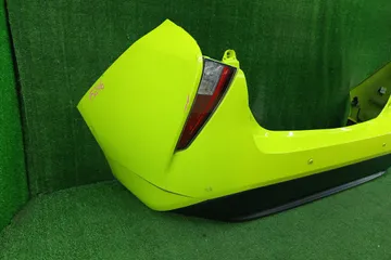 БАМПЕР НА TOYOTA PRIUS ZVW50
