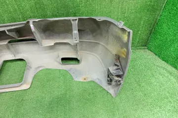 БАМПЕР НА MAZDA BONGO SK82V