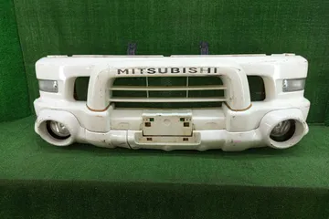 БАМПЕР НА MITSUBISHI DELICA PD6W