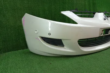 БАМПЕР НА MITSUBISHI GRANDIS NA4W