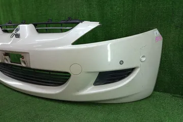 БАМПЕР НА MITSUBISHI GRANDIS NA4W