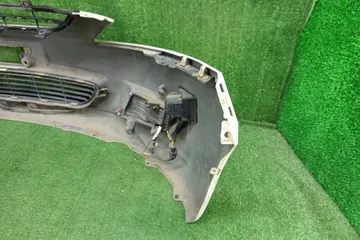 БАМПЕР НА MITSUBISHI GRANDIS NA4W