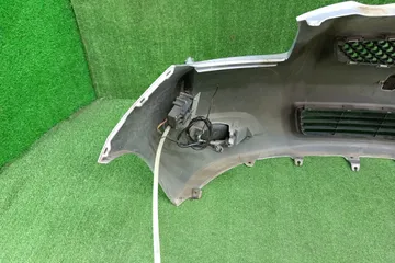 БАМПЕР НА TOYOTA VITZ SCP90