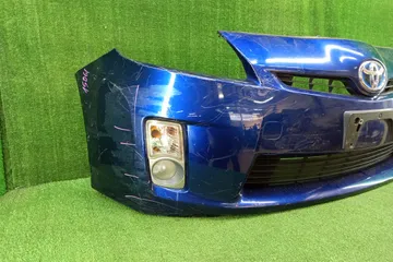БАМПЕР НА TOYOTA PRIUS ZVW30