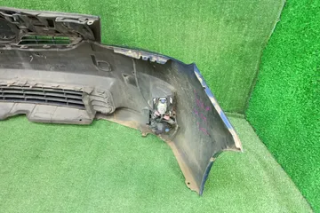 БАМПЕР НА TOYOTA PRIUS ZVW30