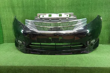БАМПЕР НА NISSAN NOTE E12