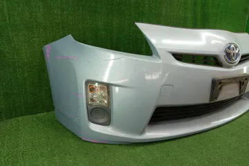 БАМПЕР НА TOYOTA PRIUS ZVW30