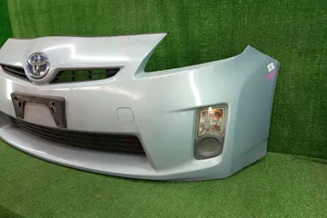 БАМПЕР НА TOYOTA PRIUS ZVW30