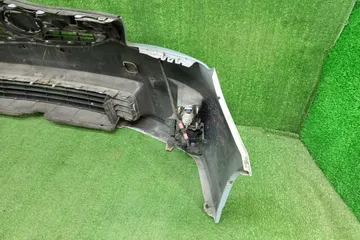 БАМПЕР НА TOYOTA PRIUS ZVW30