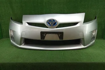 БАМПЕР НА TOYOTA PRIUS ZVW30