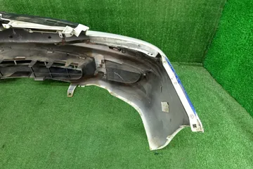 БАМПЕР НА MITSUBISHI LANCER CS5A