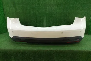 БАМПЕР НА VOLKSWAGEN JETTA 1K2