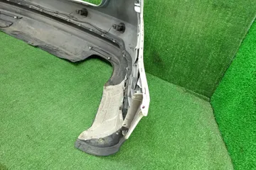 БАМПЕР НА VOLKSWAGEN JETTA 1K2