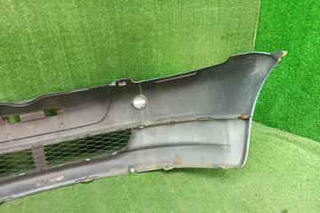 БАМПЕР НА TOYOTA VITZ SCP10