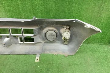 БАМПЕР НА TOYOTA CAMI J102E