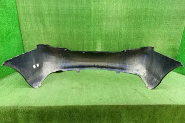 БАМПЕР НА TOYOTA COROLLA  AXIO NZE141