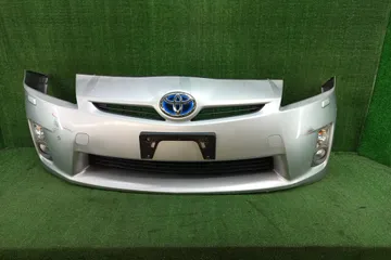 БАМПЕР НА TOYOTA PRIUS ZVW30