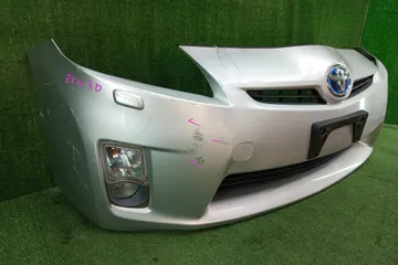 БАМПЕР НА TOYOTA PRIUS ZVW30