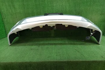 БАМПЕР НА TOYOTA PRIUS ZVW30