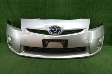 БАМПЕР НА TOYOTA PRIUS ZVW30