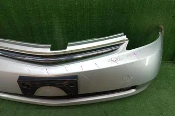БАМПЕР НА TOYOTA PRIUS NHW20