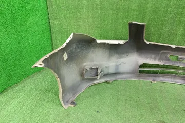 БАМПЕР НА TOYOTA COROLLA  AXIO NZE141