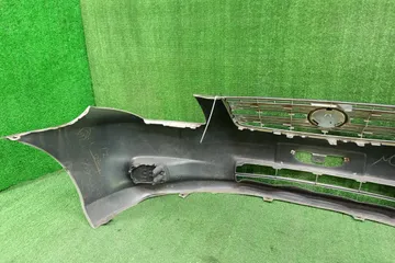 БАМПЕР НА TOYOTA COROLLA  AXIO NZE141