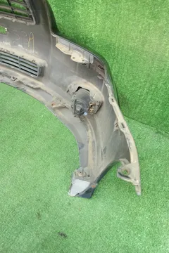 БАМПЕР НА TOYOTA AVENSIS AZT251