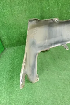 БАМПЕР НА TOYOTA COROLLA  AXIO NZE141