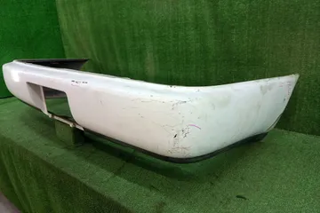 БАМПЕР НА TOYOTA COROLLA AE100