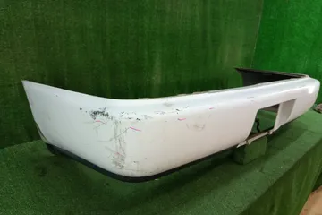 БАМПЕР НА TOYOTA COROLLA AE100