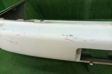 БАМПЕР НА TOYOTA COROLLA AE100