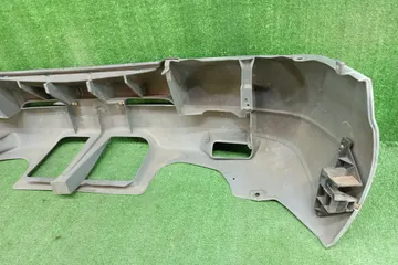 БАМПЕР НА MAZDA BONGO SK82V