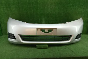 БАМПЕР НА TOYOTA ISIS ZNM10G