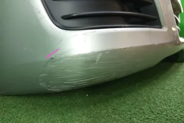 БАМПЕР НА TOYOTA ISIS ZNM10G