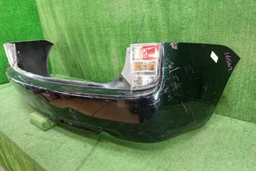 БАМПЕР НА TOYOTA ISIS ZGM10G